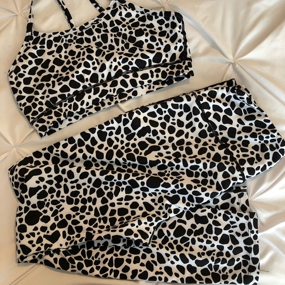 Matching workout set. Sz med